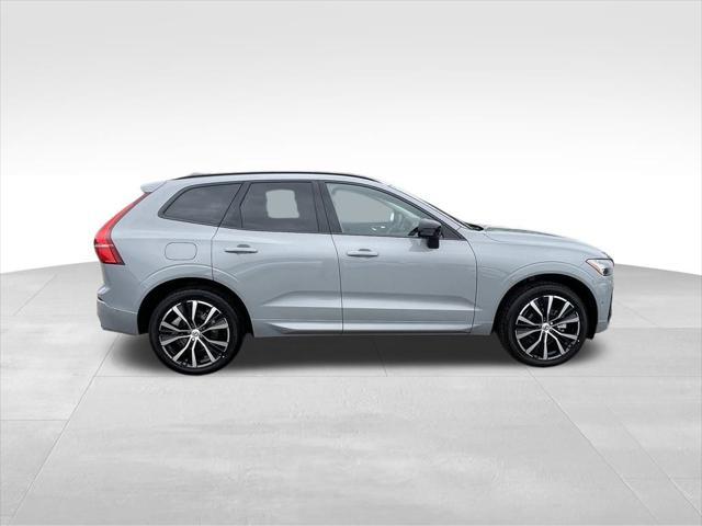 new 2025 Volvo XC60 car, priced at $54,900