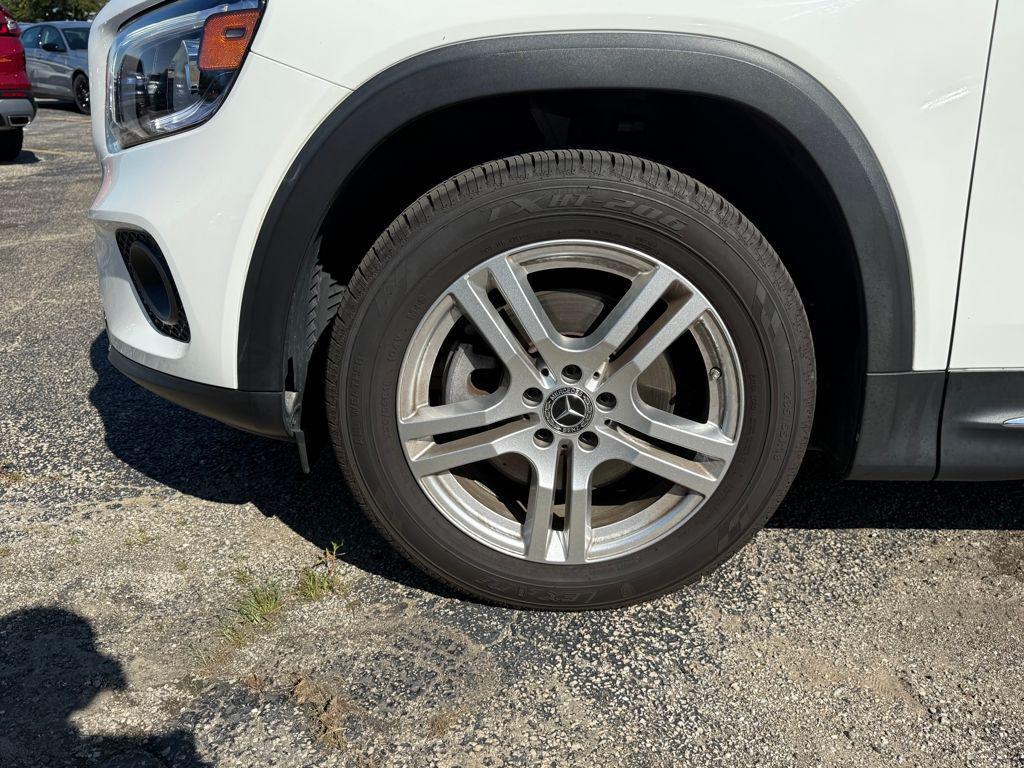 used 2021 Mercedes-Benz GLB 250 car, priced at $24,755
