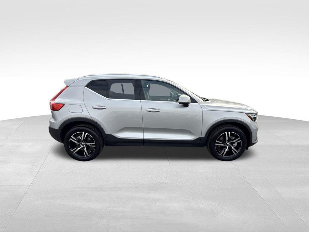 used 2025 Volvo XC40 car, priced at $32,898