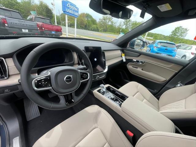 new 2025 Volvo XC90 car, priced at $68,155