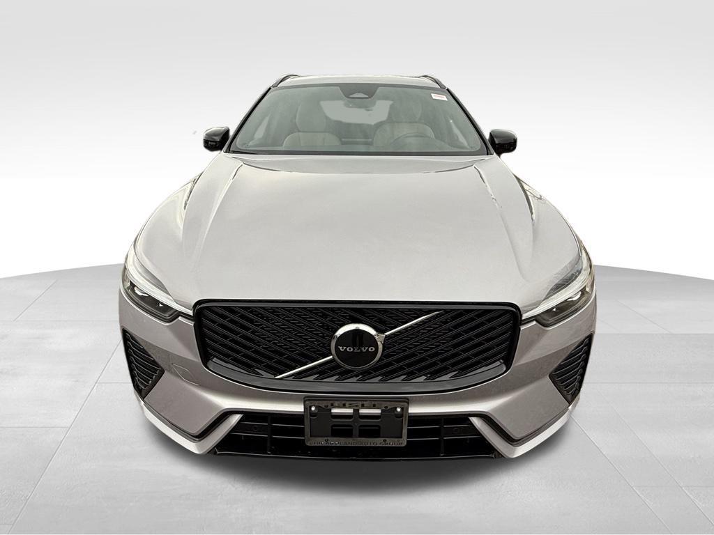 new 2026 Volvo XC60 car, priced at $47,995