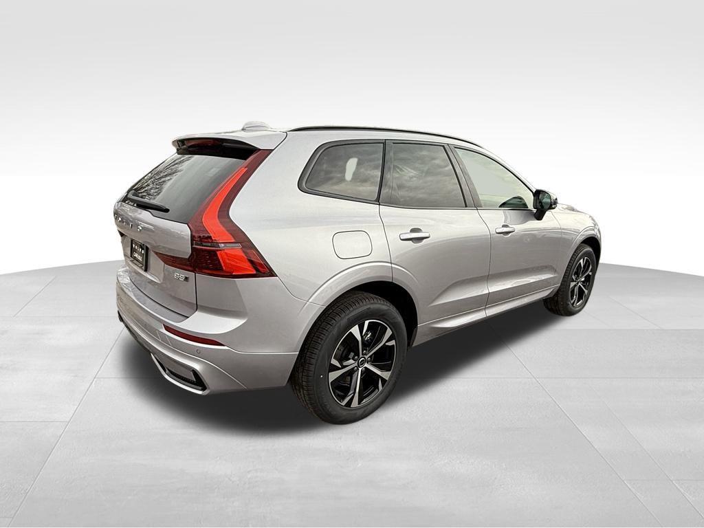 new 2026 Volvo XC60 car, priced at $47,995