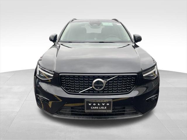 new 2025 Volvo XC40 car, priced at $46,815