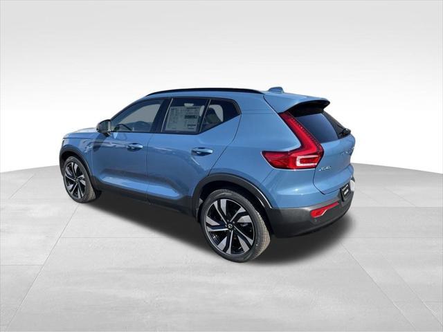 new 2025 Volvo XC40 car, priced at $48,290