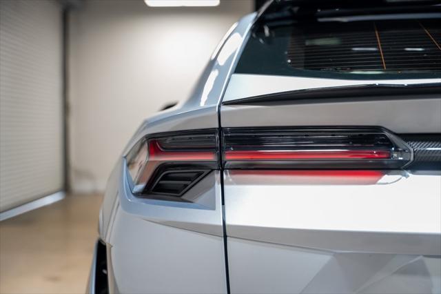 used 2024 Lamborghini Urus car, priced at $309,990
