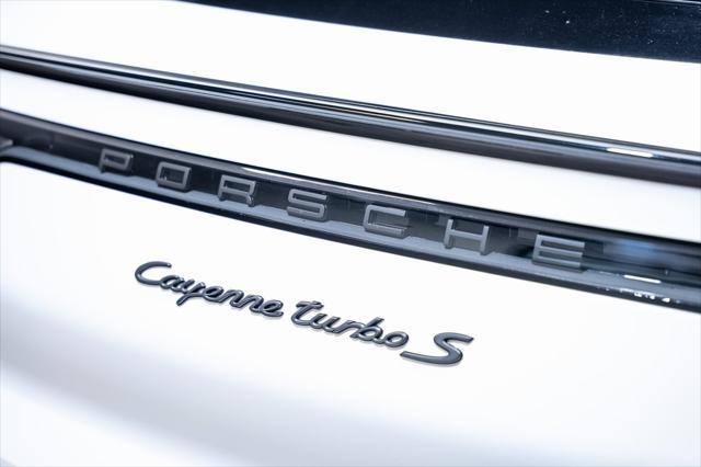 used 2022 Porsche Cayenne E-Hybrid car, priced at $119,990