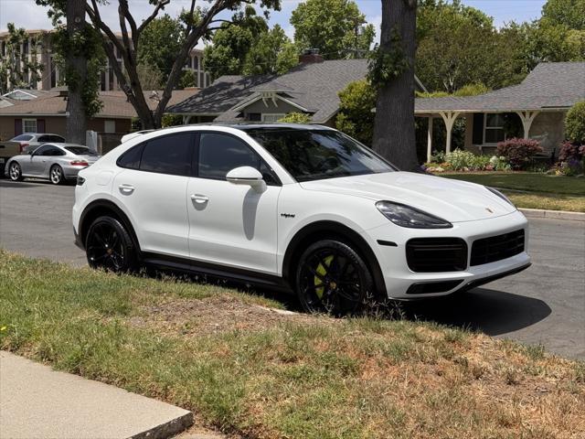 used 2022 Porsche Cayenne E-Hybrid car