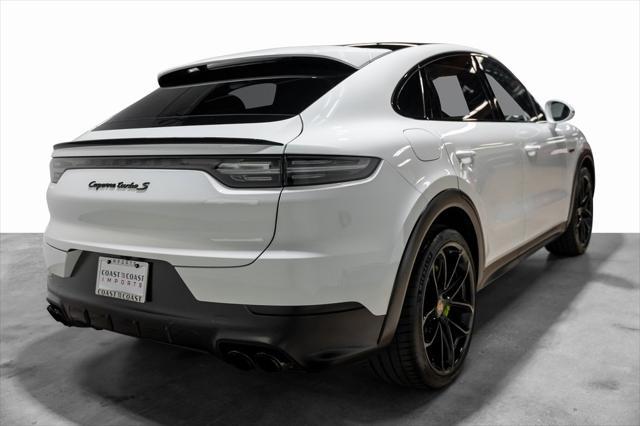 used 2022 Porsche Cayenne E-Hybrid car, priced at $119,990