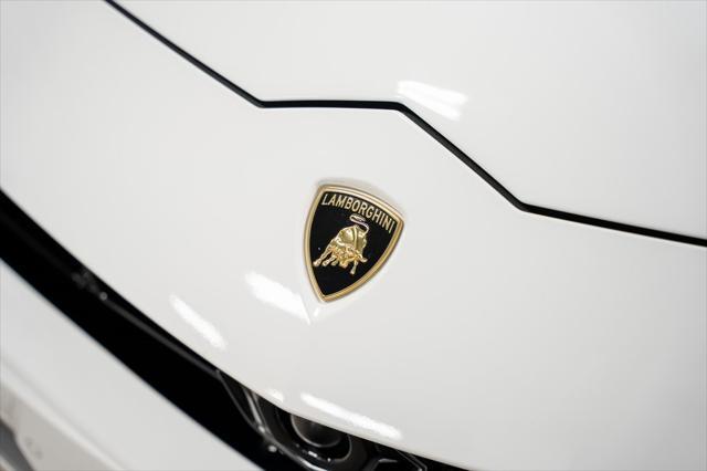 used 2020 Lamborghini Urus car, priced at $177,990