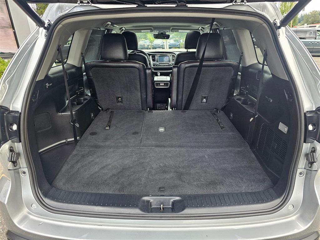used 2019 Toyota Highlander car, priced at $24,735
