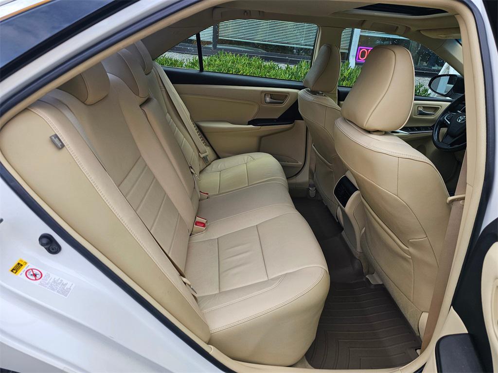 used 2017 Toyota Camry Hybrid car, priced at $17,995