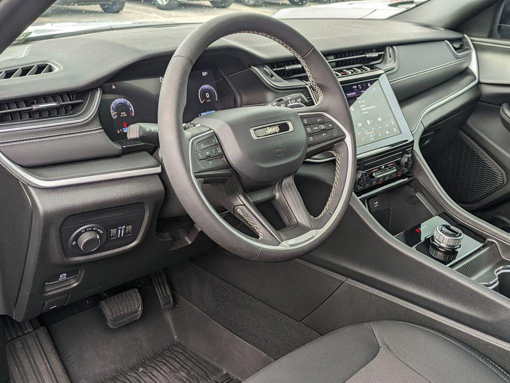used 2024 Jeep Grand Cherokee car, priced at $30,928
