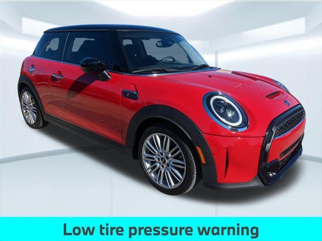 used 2023 MINI Hardtop car, priced at $24,508