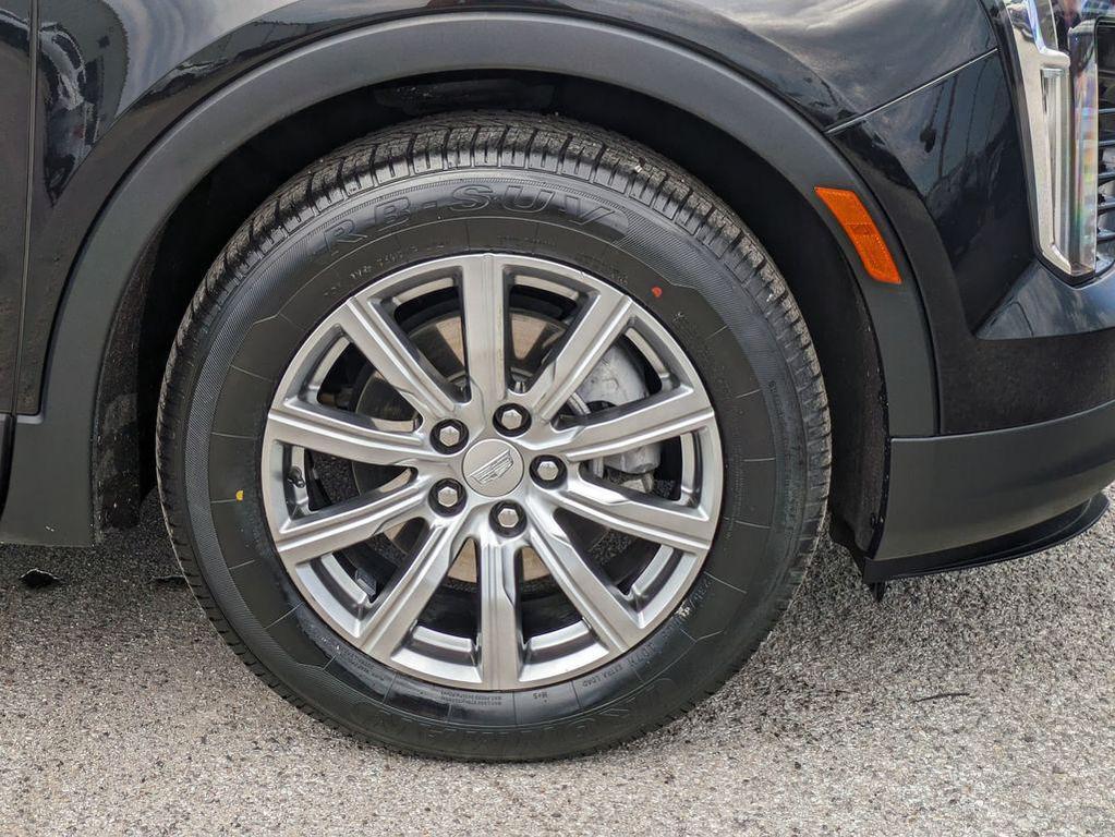 used 2021 Cadillac XT4 car, priced at $22,350