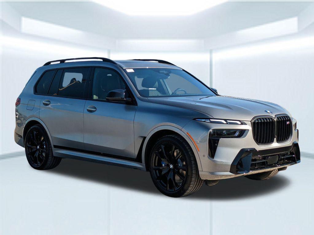 new 2026 BMW X7 car, priced at $123,135