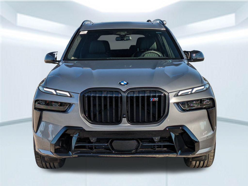 new 2026 BMW X7 car, priced at $123,135
