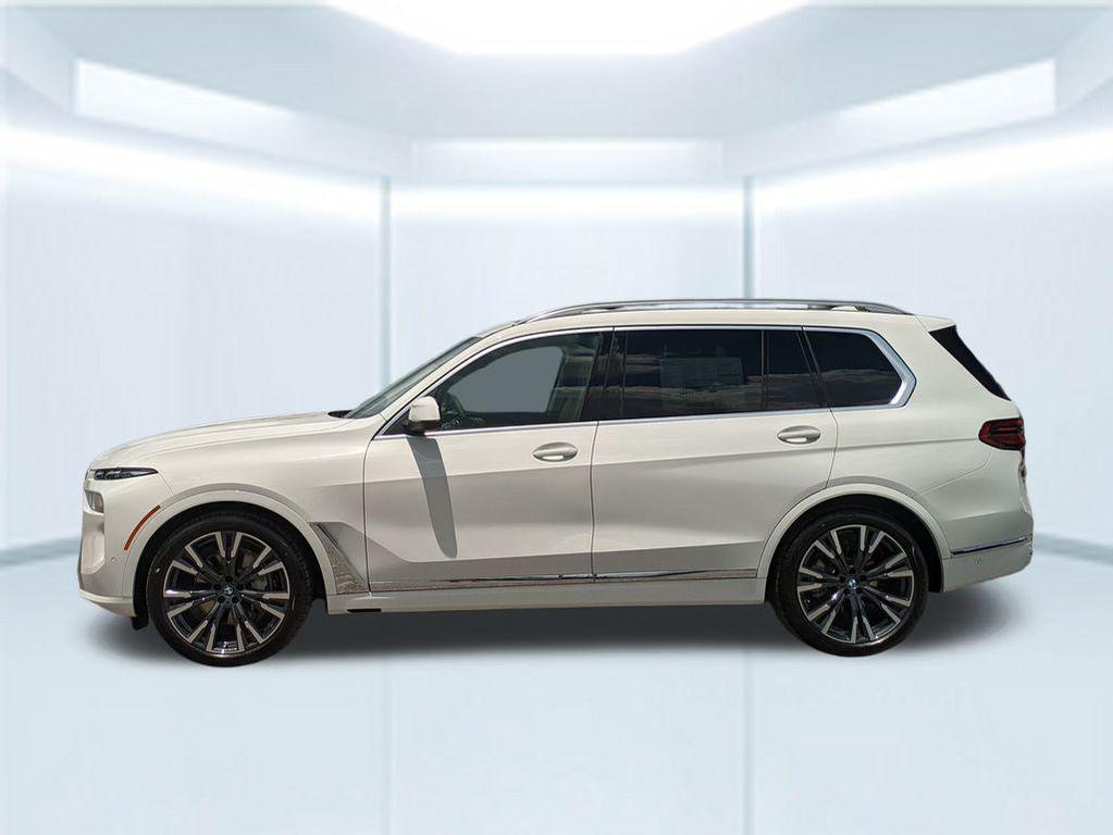new 2026 BMW X7 car, priced at $95,255