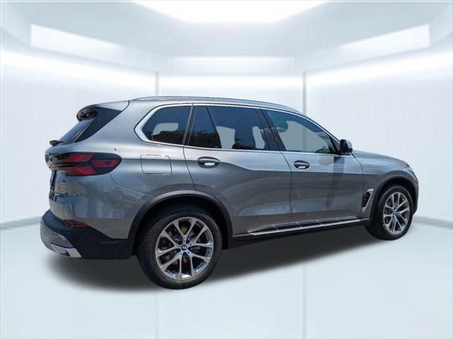 new 2025 BMW X5 car, priced at $72,725