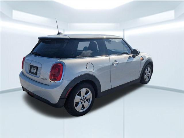 used 2015 MINI Hardtop car, priced at $4,522