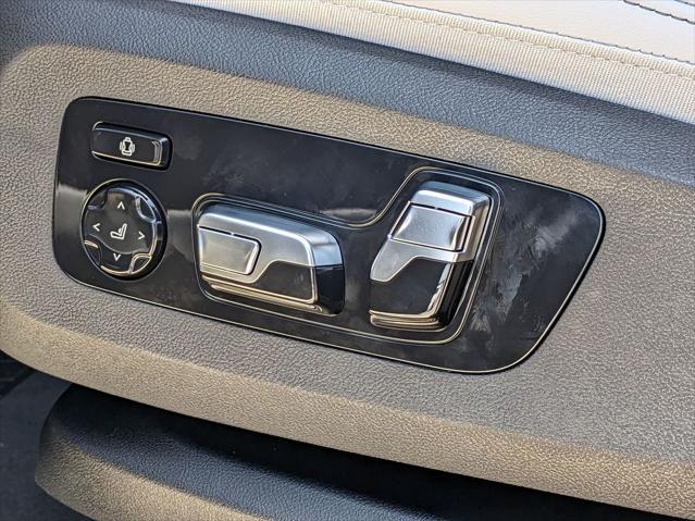 new 2026 BMW X7 car, priced at $98,455