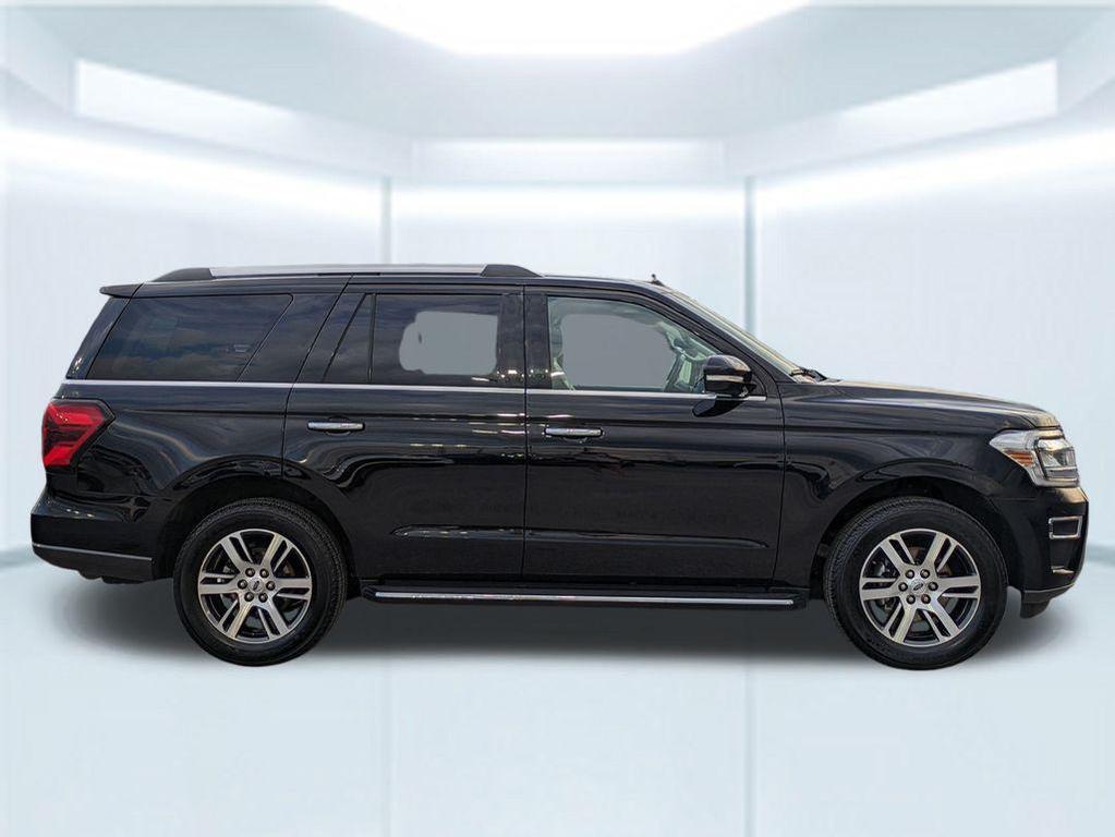 used 2023 Ford Expedition car, priced at $35,954
