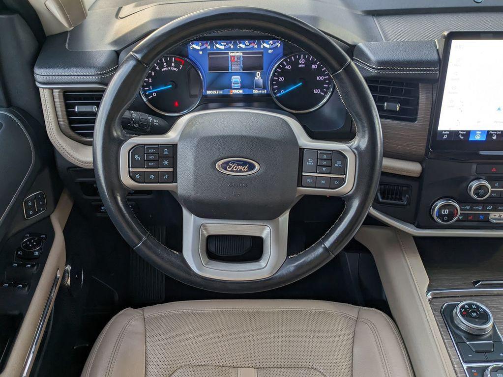 used 2023 Ford Expedition car, priced at $35,954