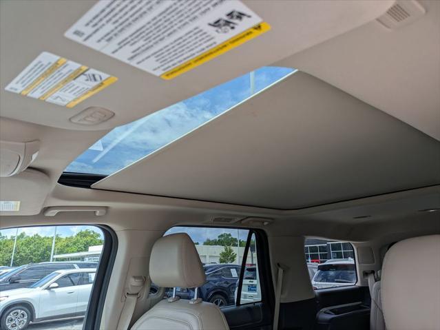 used 2022 Ford Expedition car, priced at $39,321