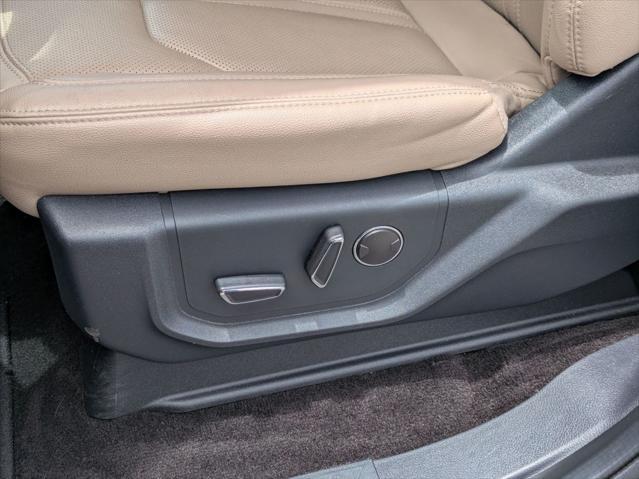 used 2022 Ford Expedition car, priced at $39,321