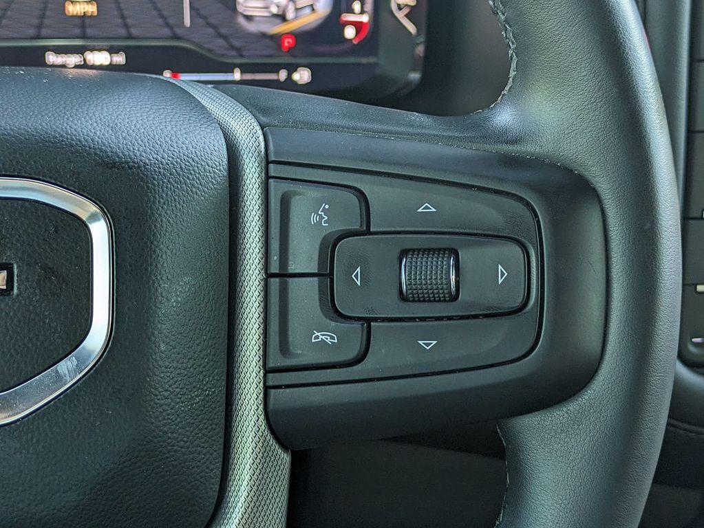 used 2023 GMC Yukon car, priced at $65,406