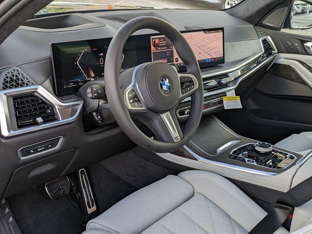 new 2026 BMW X7 car, priced at $102,655