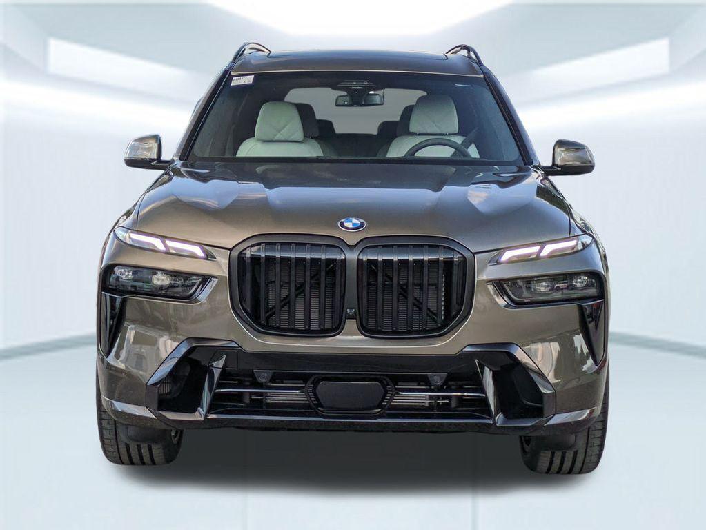 new 2026 BMW X7 car, priced at $102,655