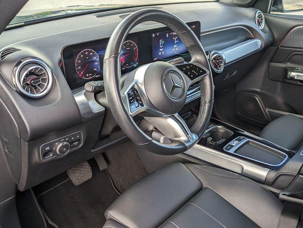 used 2024 Mercedes-Benz GLB 250 car, priced at $35,301
