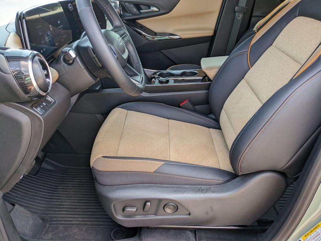 used 2025 Chevrolet Equinox car, priced at $32,733