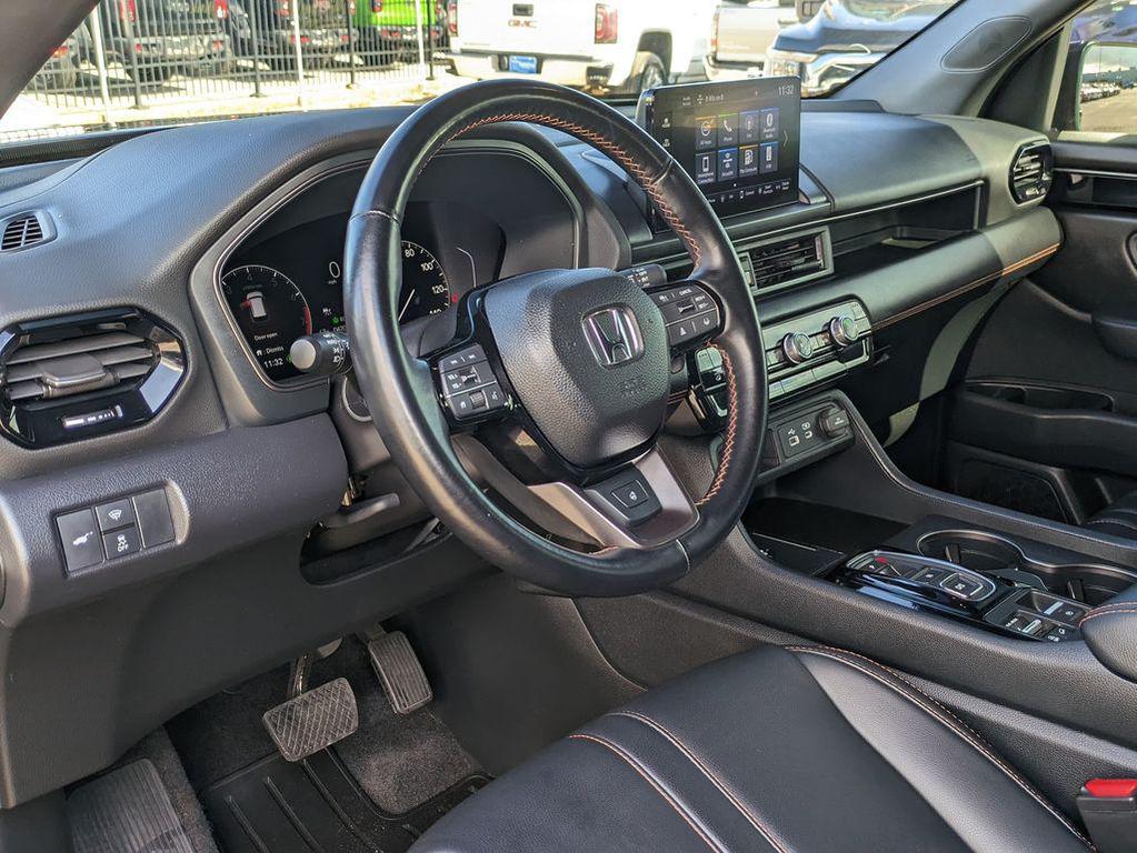 used 2023 Honda Pilot car, priced at $40,745
