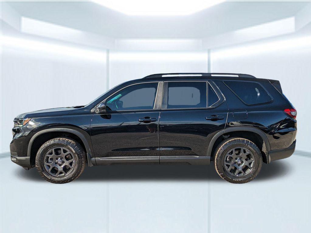 used 2023 Honda Pilot car, priced at $40,745