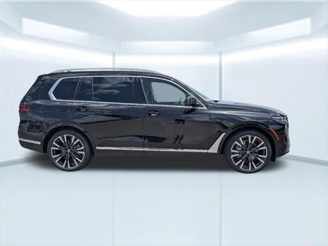 new 2025 BMW X7 car, priced at $93,550