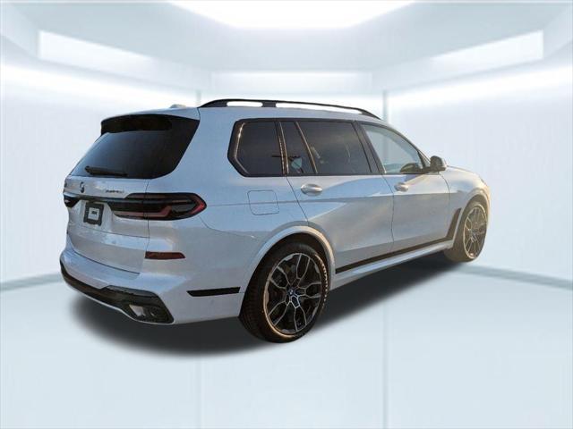 new 2025 BMW X7 car, priced at $99,700