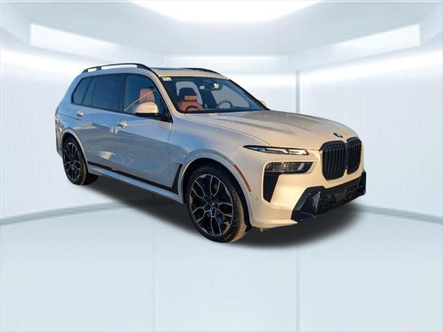 new 2025 BMW X7 car, priced at $99,700