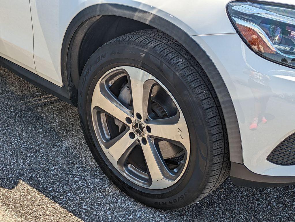 used 2019 Mercedes-Benz GLC 300 car, priced at $20,162