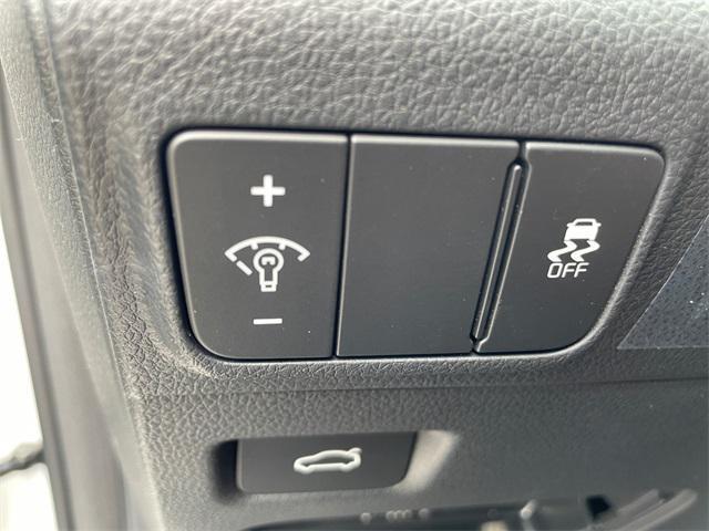new 2025 Kia K5 car, priced at $33,770