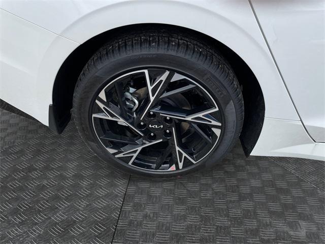 new 2025 Kia K5 car, priced at $33,770