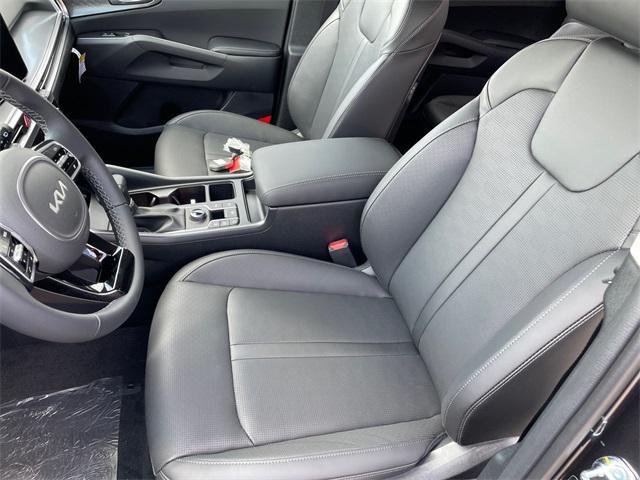 new 2025 Kia Sorento car, priced at $38,530