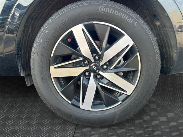 used 2023 Kia Sorento car, priced at $23,950