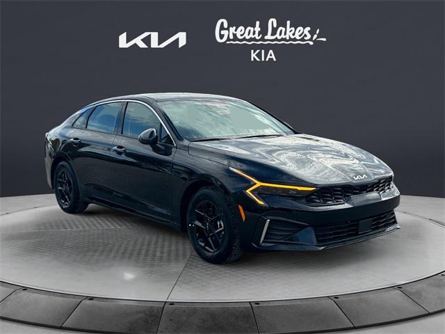 new 2025 Kia K5 car, priced at $28,385