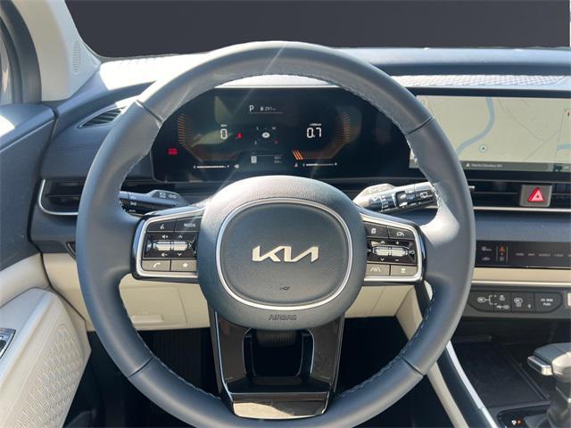 new 2025 Kia Carnival car, priced at $42,855