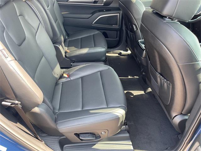 new 2025 Kia Telluride car, priced at $43,805