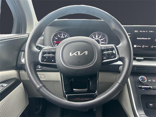 used 2024 Kia Carnival car, priced at $33,250