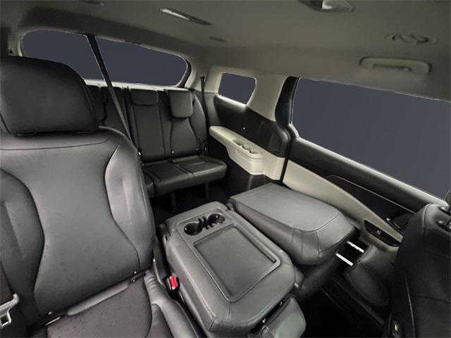 used 2024 Kia Carnival car, priced at $33,250