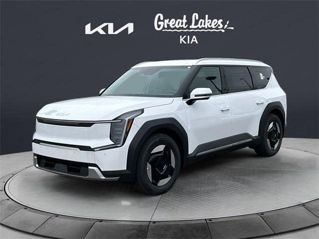 new 2025 Kia EV9 car, priced at $66,440