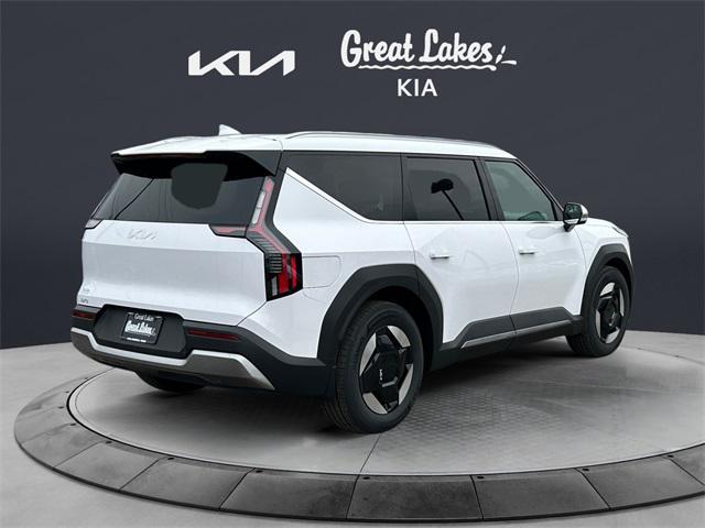 new 2025 Kia EV9 car, priced at $66,440